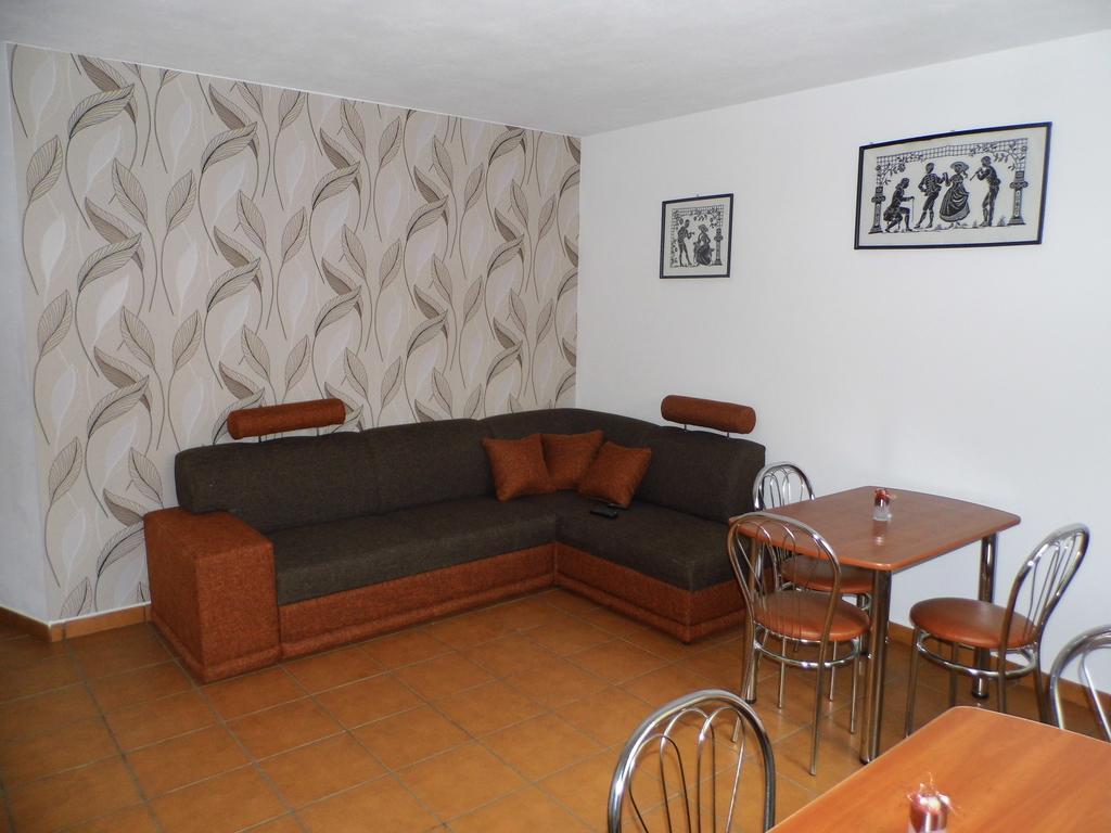 Guest House Kovalik Suchá Hora エクステリア 写真